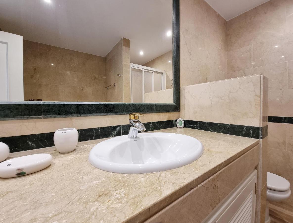 Ferienwohnung Luxury Hacienda Playa Marbella Exterior foto